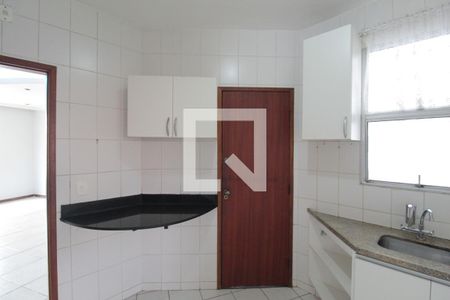 Cozinha de apartamento para alugar com 4 quartos, 132m² em Castelo, Belo Horizonte