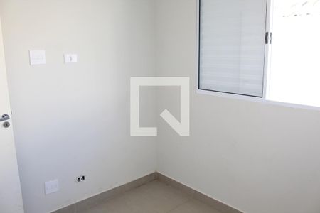 Quarto 1 de casa de condomínio para alugar com 2 quartos, 70m² em Centreville, Cotia
