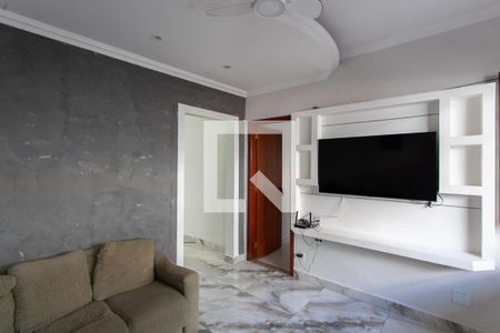 Sala de casa à venda com 3 quartos, 360m² em Jardim Guanabara, Belo Horizonte