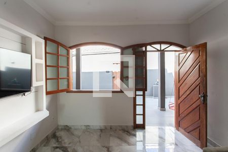 Sala de casa à venda com 3 quartos, 360m² em Jardim Guanabara, Belo Horizonte