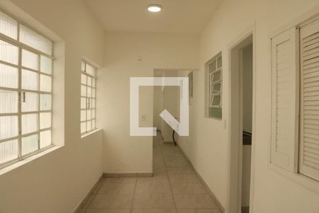 Corredor de casa à venda com 2 quartos, 500m² em Barra Funda, São Paulo