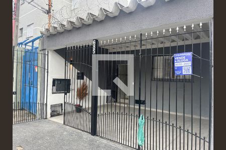 Fachada de casa à venda com 2 quartos, 500m² em Barra Funda, São Paulo