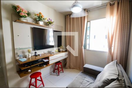 Sala de apartamento à venda com 2 quartos, 55m² em Grajaú, Rio de Janeiro