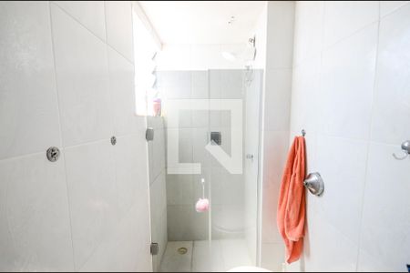 Banheiro de apartamento à venda com 2 quartos, 55m² em Grajaú, Rio de Janeiro