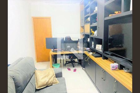 Casa à venda com 6 quartos, 300m² em Vila Ré, São Paulo