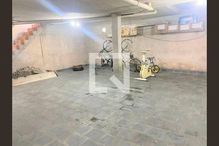 Casa à venda com 6 quartos, 300m² em Vila Ré, São Paulo