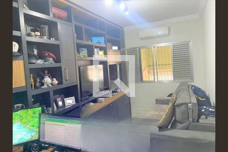 Casa à venda com 6 quartos, 300m² em Vila Ré, São Paulo