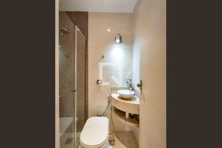 Banheiro Corredor de apartamento à venda com 2 quartos, 80m² em Tijuca, Rio de Janeiro