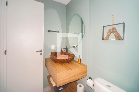 Banheiro Social de apartamento à venda com 2 quartos, 51m² em Jardim Lindóia, Porto Alegre