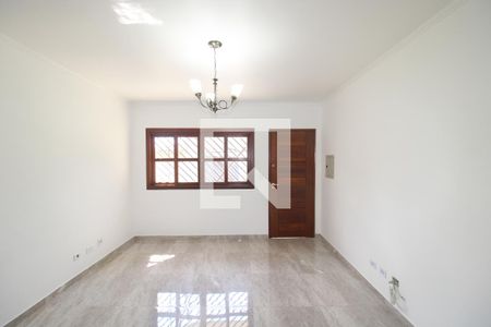 Sala de casa para alugar com 2 quartos, 86m² em Vila Romero, São Paulo