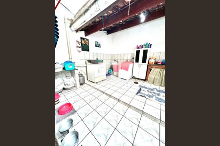 Casa à venda com 3 quartos, 178m² em Vila Tibiriçá, Santo André