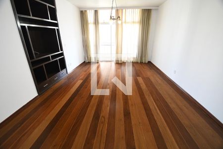 Sala de apartamento para alugar com 3 quartos, 140m² em Cambuí, Campinas