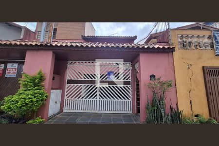 Fachada de casa à venda com 1 quarto, 130m² em Vila Metalúrgica, Santo André
