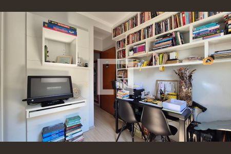 Quarto  de apartamento à venda com 2 quartos, 64m² em Vila Helena, Santo André