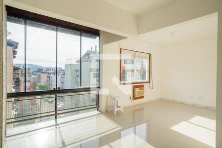 Sala de casa de condomínio para alugar com 2 quartos, 137m² em Cavalhada, Porto Alegre