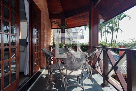 Varanda da Sala de casa à venda com 4 quartos, 500m² em Jardim Leonor, São Paulo