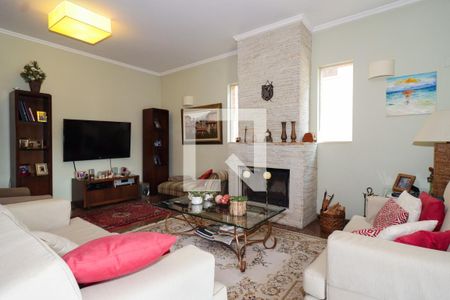 Sala de casa à venda com 4 quartos, 500m² em Jardim Leonor, São Paulo