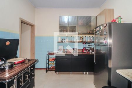 Cozinha de casa à venda com 2 quartos, 242m² em Navegantes, Porto Alegre