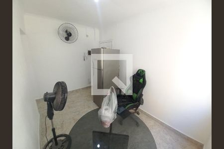 Sala de apartamento para alugar com 1 quarto, 36m² em Itararé, São Vicente