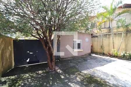 Garagem de casa à venda com 3 quartos, 341m² em Vila Antonieta, São Paulo