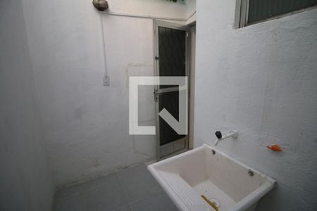 Área de Serviço de casa para alugar com 1 quarto, 70m² em Irajá, Rio de Janeiro