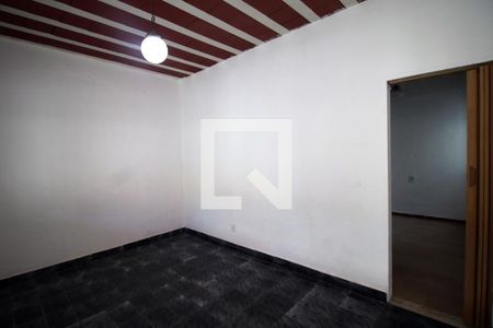 Sala de casa para alugar com 1 quarto, 70m² em Irajá, Rio de Janeiro