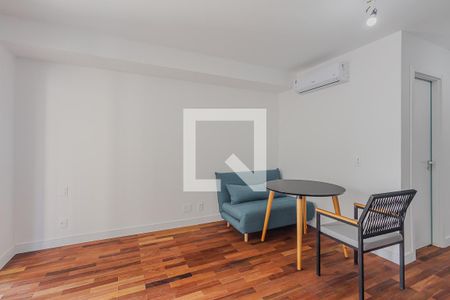 Sala/Quarto de kitnet/studio para alugar com 1 quarto, 24m² em Pinheiros, São Paulo