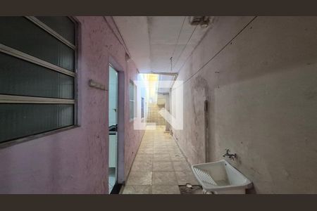 Vista de casa para alugar com 1 quarto, 55m² em Parque Capuava, Santo André