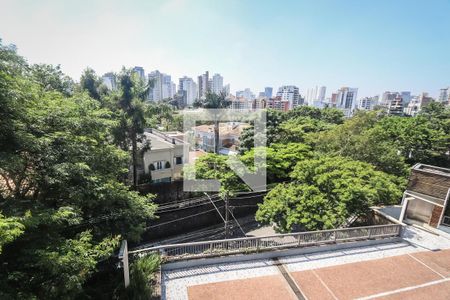 Vista da Varanda da Sala das Suites de casa de condomínio à venda com 3 quartos, 350m² em Real Parque, São Paulo