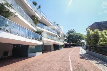 Área comum de casa de condomínio à venda com 3 quartos, 350m² em Real Parque, São Paulo