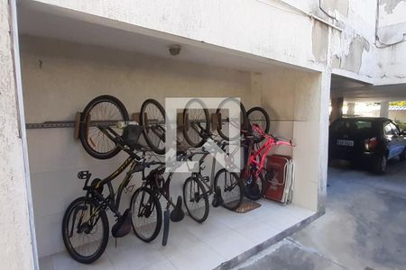 Bicicletario  de apartamento à venda com 2 quartos, 62m² em Curicica, Rio de Janeiro