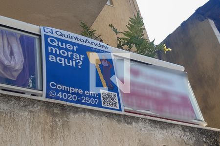 Placa  de apartamento à venda com 2 quartos, 62m² em Curicica, Rio de Janeiro