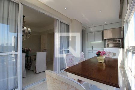 Varanda de apartamento à venda com 3 quartos, 234m² em Itaim Bibi, São Paulo