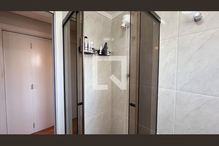 Banheiro de apartamento para alugar com 2 quartos, 57m² em Vila Madalena, São Paulo