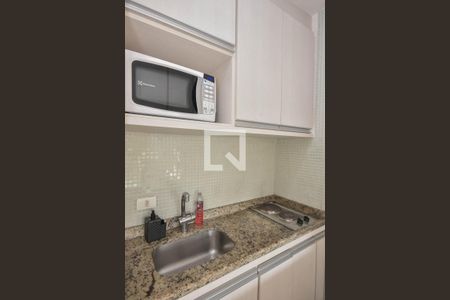 Cozinha de apartamento para alugar com 1 quarto, 31m² em Panamby, São Paulo