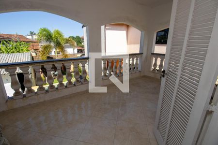 Varanda de casa de condomínio à venda com 3 quartos, 240m² em Vargem Pequena, Rio de Janeiro