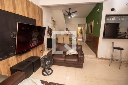 Sala de casa de condomínio à venda com 3 quartos, 240m² em Vargem Pequena, Rio de Janeiro