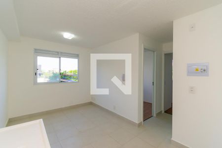 Sala de apartamento para alugar com 2 quartos, 32m² em Parque Sao Rafael, São Paulo