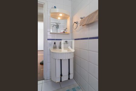 Banheiro de apartamento para alugar com 2 quartos, 73m² em Indianópolis, São Paulo