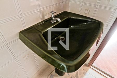 Banheiro de apartamento à venda com 2 quartos, 60m² em Vila Diva, São Paulo