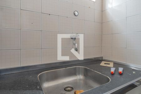 Cozinha de apartamento à venda com 1 quarto, 28m² em Cidade Baixa, Porto Alegre