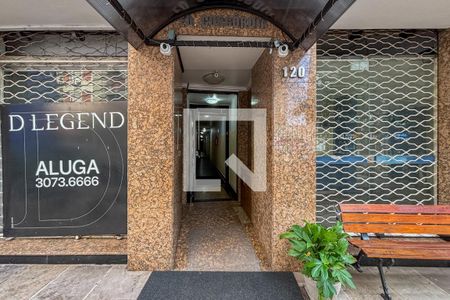 Entrada de apartamento à venda com 1 quarto, 28m² em Cidade Baixa, Porto Alegre