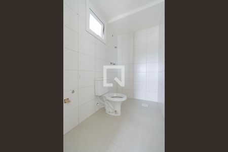 Banheiro 2 de apartamento à venda com 2 quartos, 74m² em Niterói, Canoas