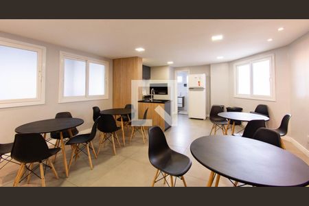 Área comum de apartamento à venda com 2 quartos, 74m² em Niterói, Canoas