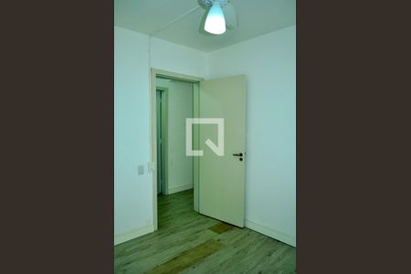 Banheiro de apartamento à venda com 3 quartos, 93m² em Tristeza, Porto Alegre