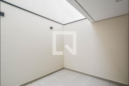 Quintal de casa à venda com 3 quartos, 227m² em Vila Lucinda, Santo André