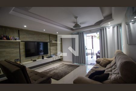 Sala de casa de condomínio à venda com 3 quartos, 150m² em Vargem Pequena, Rio de Janeiro