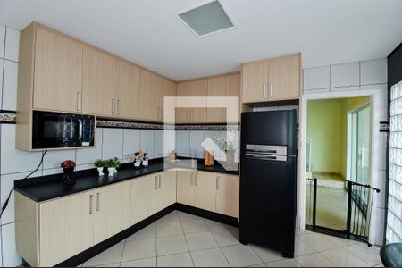 Cozinha de casa à venda com 3 quartos, 256m² em Jardim Santa Mena, Guarulhos