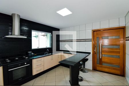 Cozinha de casa à venda com 3 quartos, 256m² em Jardim Santa Mena, Guarulhos