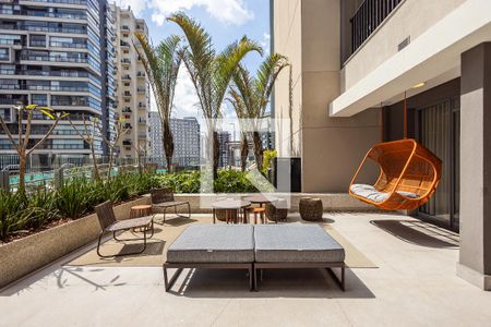 Piscina de kitnet/studio à venda com 1 quarto, 25m² em Sumarezinho, São Paulo